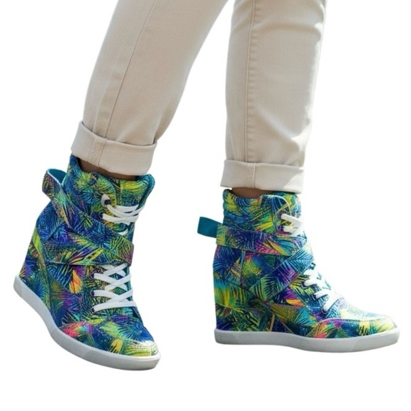 Madonna Material Girl Wedge Sneakers Sz 7 Tropical Coconut Girl Festival Shoes - Picture 1 of 16